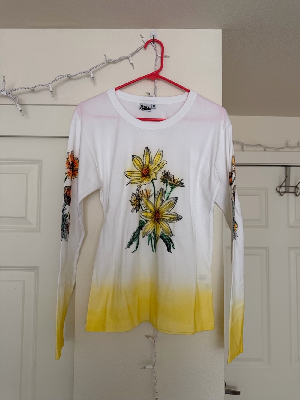 NWOT Big Bud Press White and Yellow Floral Dip-Dye Long Sleeve Tee